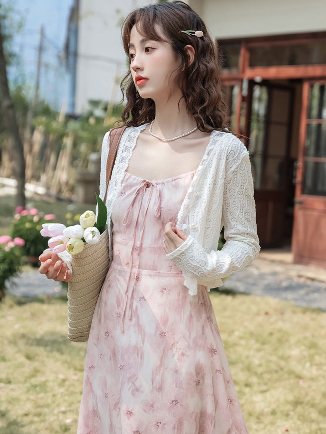 Mặc đẹp bất chấp nắng hè với những kiểu áo khoác này- Ảnh 3. Mặc đẹp bất chấp nắng hè với những kiểu áo khoác này- Ảnh 3.