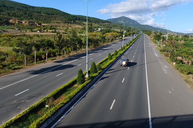 Phê duyệt dự án đầu tư xây dựng đường bộ cao tốc Bảo Lộc - Liên Khương- Ảnh 2. Phê duyệt dự án đầu tư xây dựng đường bộ cao tốc Bảo Lộc - Liên Khương- Ảnh 2.
