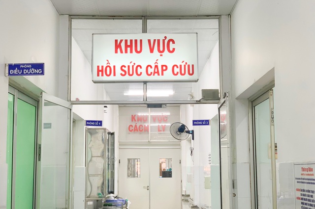 Vụ ngộ độc rượu sơ ri: 6 người uống hơn 3 lít rượu- Ảnh 1.