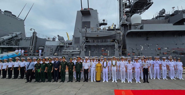 Tàu huấn luyện lực lượng phòng vệ biển Nhật Bản thăm hữu nghị TP.Đà Nẵng- Ảnh 4.