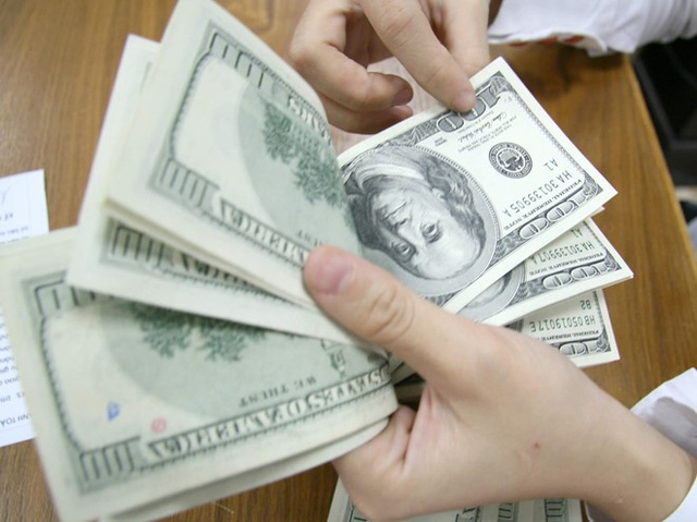 Gi&aacute; USD h&ocirc;m nay 5.3.2025: Đ&ocirc; tự do tiếp tục tăng - Ảnh 1.