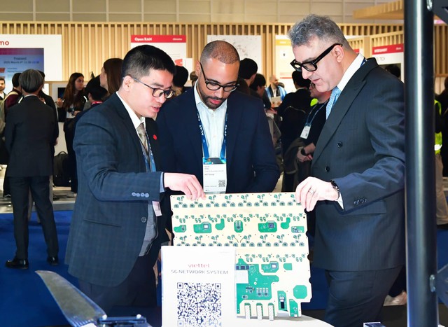 Viettel c&ocirc;ng bố thử nghiệm thiết bị 5G c&ugrave;ng nh&agrave; mạng h&agrave;ng đầu tại Trung Đ&ocirc;ng - Ảnh 1.