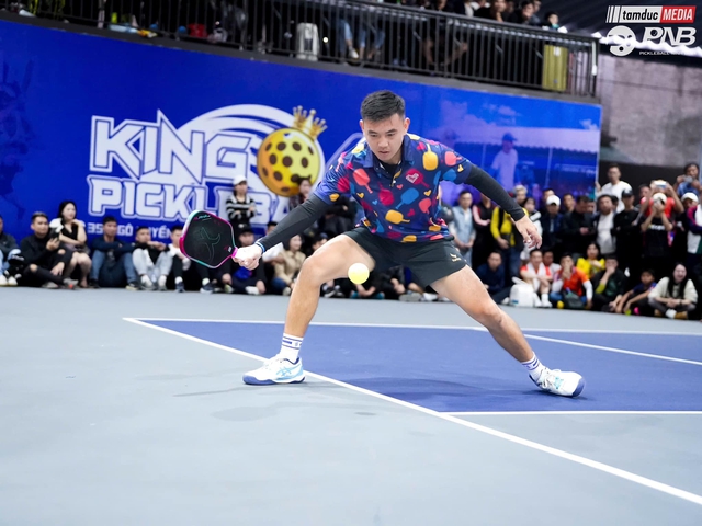 L&yacute; Ho&agrave;ng Nam c&ugrave;ng d&agrave;n sao quần vợt Việt Nam tranh t&agrave;i giải pickleball quốc gia 2025- Ảnh 1.
