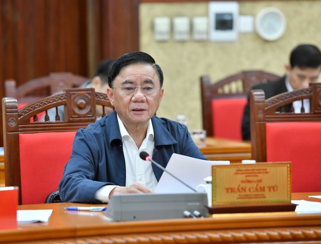 Bộ Chính trị: Công bố bí thư, chủ tịch 23 tỉnh, thành mới vào ngày 30.6 Bộ Chính trị: Công bố bí thư, chủ tịch 23 tỉnh, thành mới vào ngày 30.6