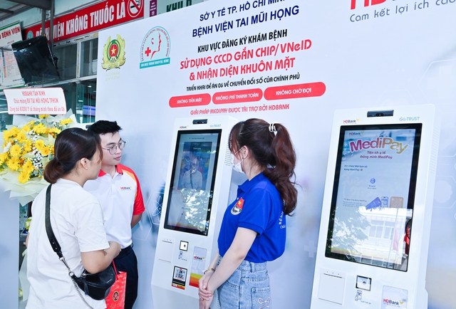 Giảm tải bệnh viện, khám chữa bệnh tiện lợi hơn với Kiosk thông minh HDBank- Ảnh 4.