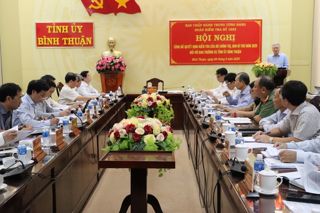 Đo&agrave;n kiểm tra của Bộ Ch&iacute;nh trị l&agrave;m việc tại B&igrave;nh Thuận- Ảnh 3.