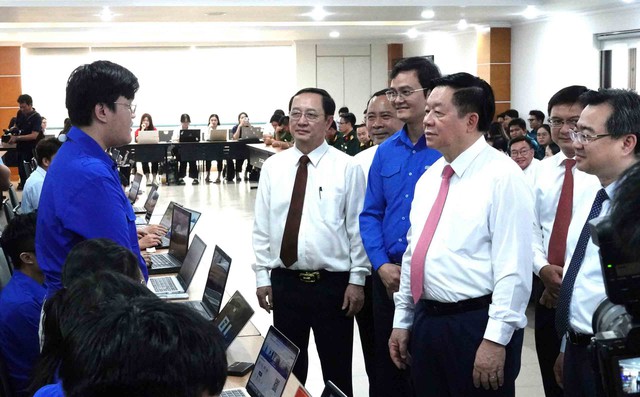 Sáp nhập tỉnh để tạo không gian phát triển mới  - Ảnh 1.