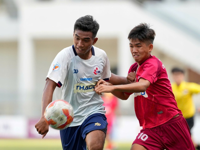 Trường ĐH Sư phạm TDTT H&agrave; Nội - Trường ĐH C&ocirc;ng nghiệp TP.HCM: Bảo vệ ng&ocirc;i đầu - Ảnh 1.