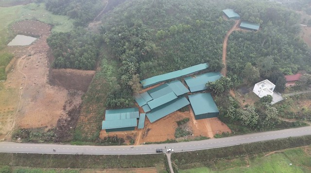 X&acirc;y nh&agrave; xưởng để chờ bồi thường tại Ph&uacute; Thọ - Ảnh 2.