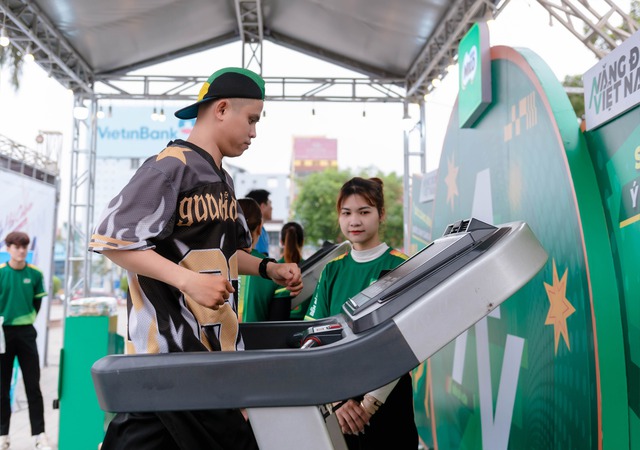 10 năm liên tiếp, Nestlé MILO cùng Tiền Phong Marathon 2025 lan tỏa ý chí bền bỉ- Ảnh 2. 10 năm liên tiếp, Nestlé MILO cùng Tiền Phong Marathon 2025 lan tỏa ý chí bền bỉ- Ảnh 2.