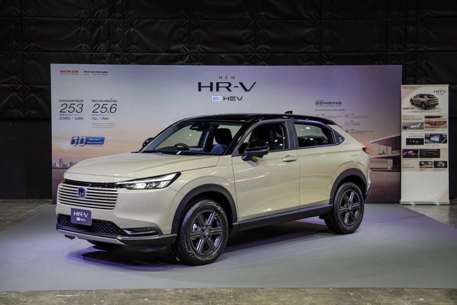 Loạt xe hybrid mới ‘rục rịch’ mở bán tại Việt Nam - Ảnh 1.