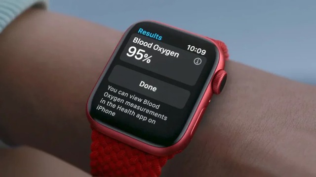 Nữ bác sĩ thoát chết trong gang tấc nhờ Apple Watch - Ảnh 1.