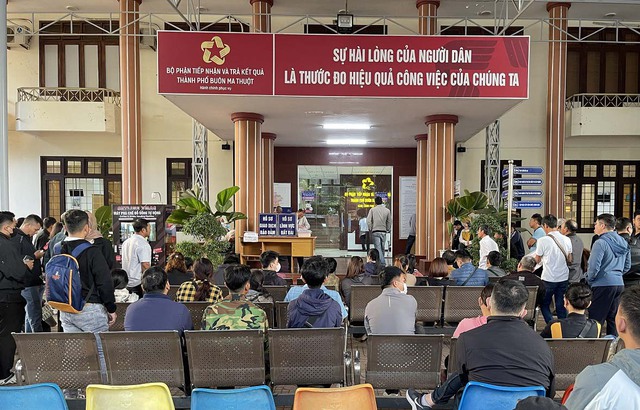 Vì sao người dân đổ xô đi làm thủ tục đất đai ở Đắk Lắk?- Ảnh 2. Vì sao người dân đổ xô đi làm thủ tục đất đai ở Đắk Lắk?- Ảnh 2.