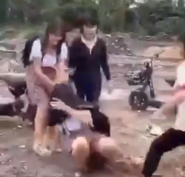 UBND TP.Thủ Đức báo cáo vụ nữ sinh bị hành hung dã man- Ảnh 2.