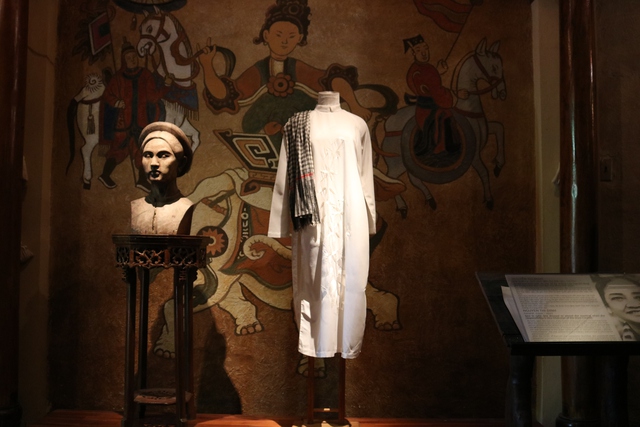 Bảo t&agrave;ng ở TP.HCM: Bảo t&agrave;ng &Aacute;o d&agrave;i ở c&ugrave; lao Long Phước- Ảnh 13.