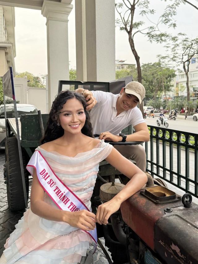 Showbiz 14.4: H'Hen Niê nói về hôn nhân; Con gái Lý Hải ‘gây sốt’- Ảnh 1. Showbiz 14.4: H'Hen Niê nói về hôn nhân; Con gái Lý Hải ‘gây sốt’- Ảnh 1.
