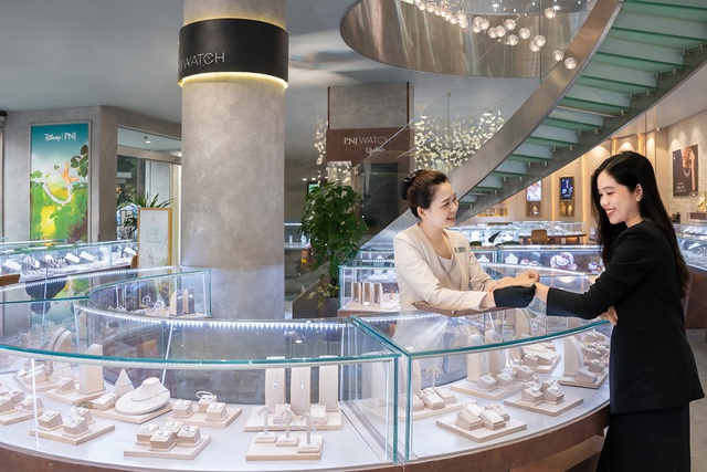 PNJ được tôn vinh doanh nghiệp tiêu biểu có thương hiệu chủ lực của TP.HCM - Ảnh 5.