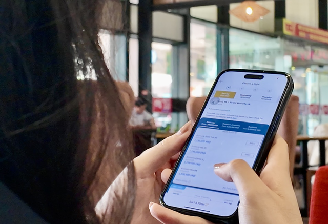 Vietnam Airlines tiên phong ứng dụng định danh, xác thực điện tử trong thủ tục bay - Ảnh 2.