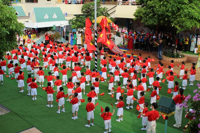 Quận 8 ban h&agrave;nh kế hoạch tuyển sinh đầu cấp: lớp 1, mầm non tuyển ra sao? - Ảnh 3.