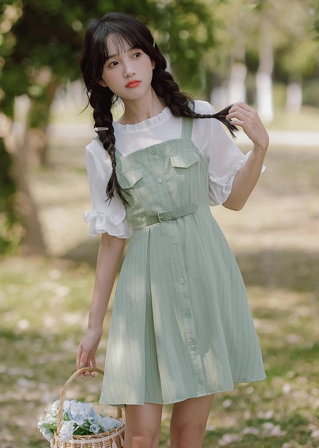 Sắc xanh ngọc thống trị đường phố mùa hè năm nay- Ảnh 5. Sắc xanh ngọc thống trị đường phố mùa hè năm nay- Ảnh 5.