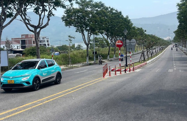 Cải tạo các vị trí tiềm ẩn tai nạn giao thông trên đường ra biển Đà Nẵng - Ảnh 3.