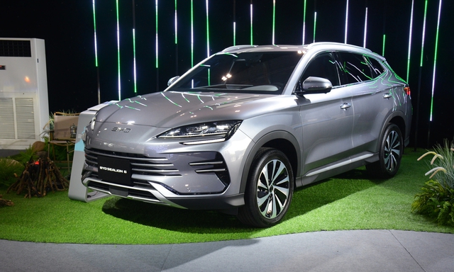 Được người dùng kỳ vọng, BYD Sealion 6 có gì hơn Jaecoo J7? - Ảnh 3. Được người dùng kỳ vọng, BYD Sealion 6 có gì hơn Jaecoo J7? - Ảnh 1.