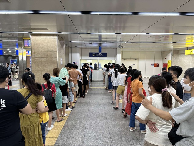 Tối nay metro số 1 hoạt động đến 23 giờ để phục vụ người dân TP.HCM  - Ảnh 2.