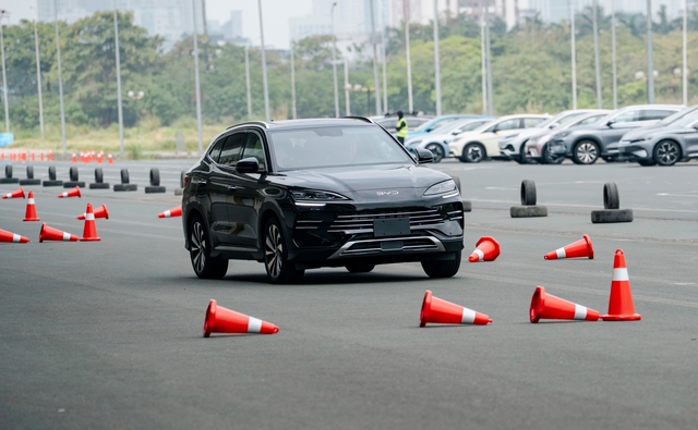 Lốp ô tô điện có mòn nhanh hơn xe xăng không? tìm hiểu sự thật ngay - Ảnh 2.