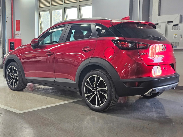 Mazda CX-3 hạ giá dưới 500 triệu, rẻ hơn xe SUV đô thị hạng A - Ảnh 2. Mazda CX-3 hạ giá dưới 500 triệu, rẻ hơn xe SUV đô thị hạng A - Ảnh 2.