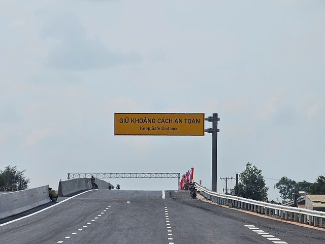 Đại tướng Phan Văn Giang dự lễ th&ocirc;ng xe cao tốc Bi&ecirc;n H&ograve;a - Vũng T&agrave;u- Ảnh 5.