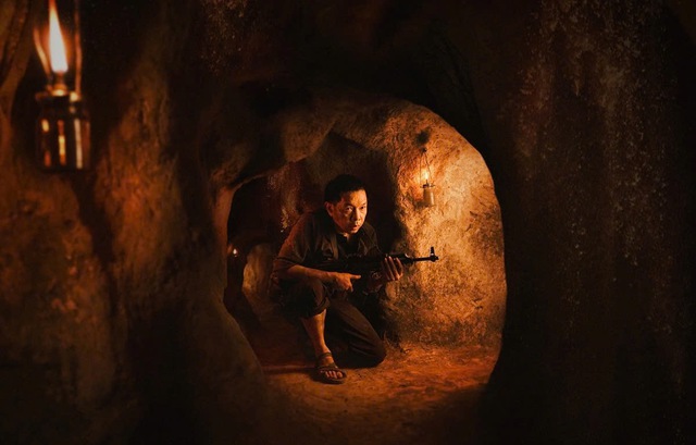 ‘Địa đạo’: Xem để tự hào về một thế hệ yêu nước vĩ đại - Ảnh 1.