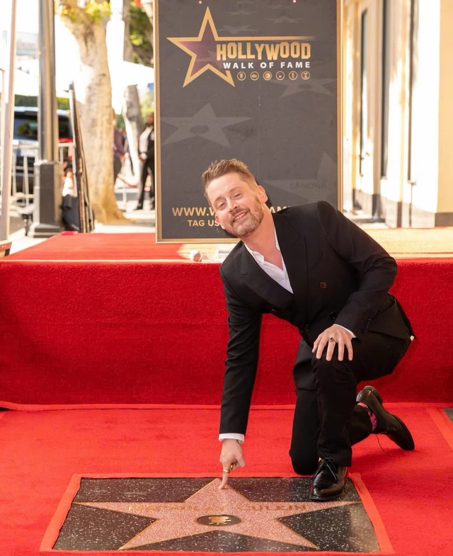 Macaulay Culkin kh&ocirc;ng li&ecirc;n lạc với cha ruột suốt 30 năm - Ảnh 1.