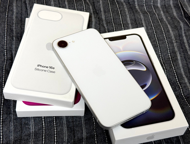 Đây là chiếc iPhone hoàn hảo để tặng các bậc phụ huynh - Ảnh 1.