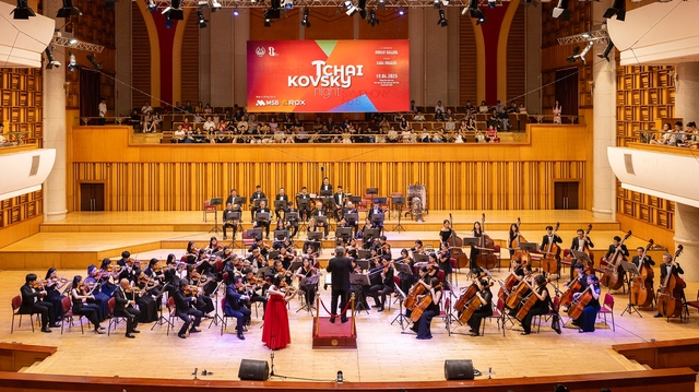 Tchaikovsky Night: Khi âm nhạc chạm tới trái tim - Ảnh 1.