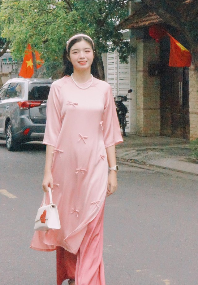 Hai nữ chiến sĩ có 'nụ cười tỏa nắng' khiến dân mạng xao xuyến- Ảnh 4.