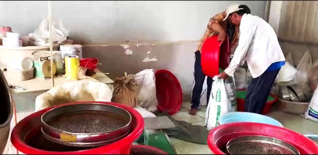 Nguy cơ thuốc giả tràn qua chợ mạng - Ảnh 3.