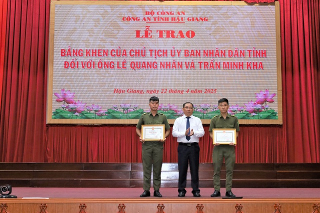 Thiếu tá công an hy sinh: Truy tặng Huân chương Bảo vệ Tổ quốc - Ảnh 2.