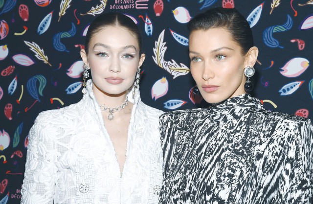 Bella Hadid: Từ 'em gái Gigi' đến siêu mẫu độc lập vươn tầm thế giới - Ảnh 1.