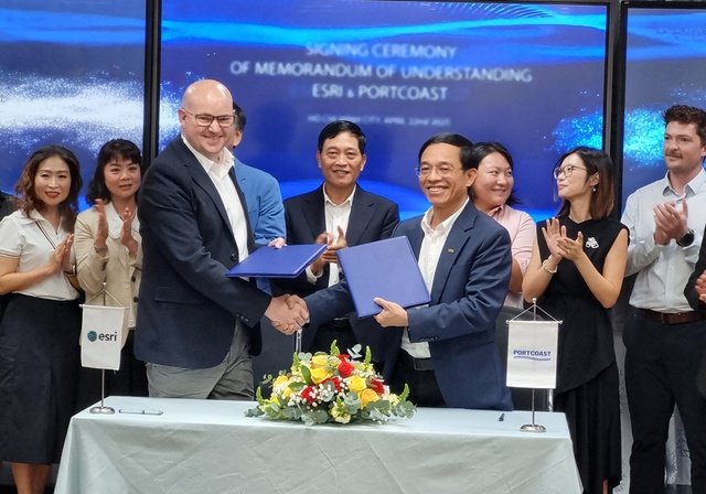 Công ty hàng đầu về phần mềm GIS của Mỹ 'bắt tay' cùng Portcoast của Việt Nam- Ảnh 1.