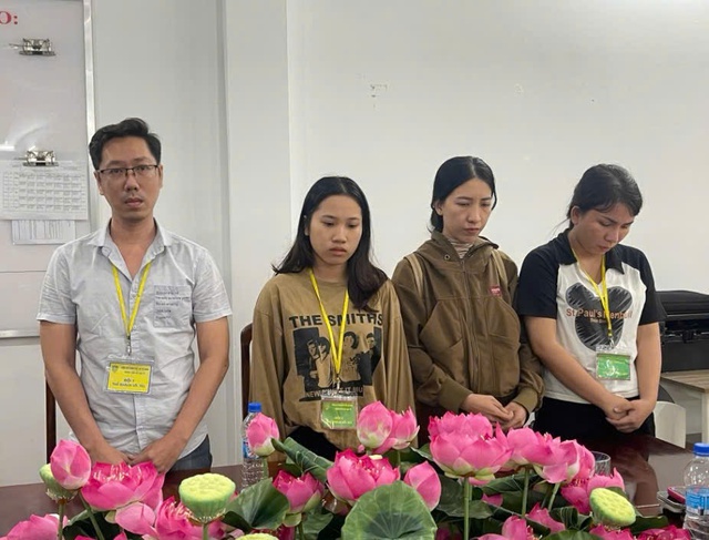 Công an TP.HCM điều tra đường dây tội phạm chiếm đoạt tiền thẻ tín dụng - Ảnh 1.