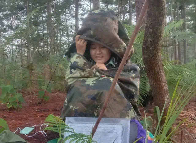 'Nữ đặc nhiệm' bảo tồn vượn đen má vàng giữa rừng sâu Chư Yang Sin- Ảnh 5.