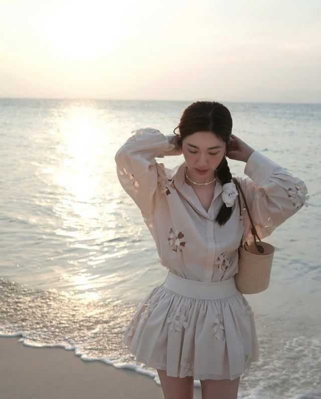 Gợi ý tủ đồ gợi cảm cho nàng đi biển ngày hè - Ảnh 5.