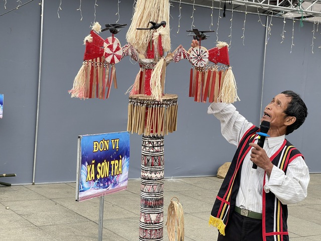 Cà Đam, núi thiêng của người Kor ở Quảng Ngãi, thành tên gọi một xã mới- Ảnh 2. Cà Đam, núi thiêng của người Kor ở Quảng Ngãi, thành tên gọi một xã mới- Ảnh 2.