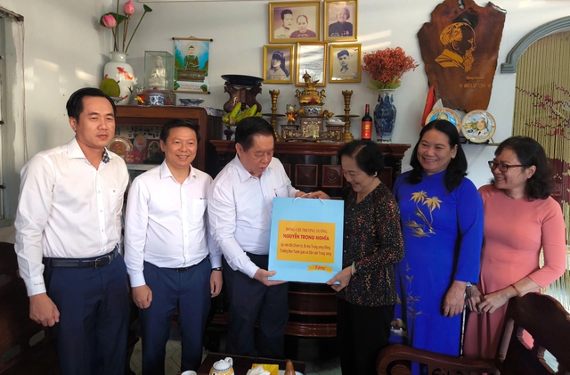 Bến Tre đ&atilde; vượt qu&aacute; kh&oacute; khăn, th&aacute;ch thức rất lớn- Ảnh 3.