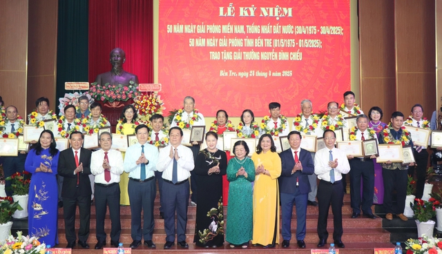 Bến Tre đ&atilde; vượt qu&aacute; kh&oacute; khăn, th&aacute;ch thức rất lớn- Ảnh 2.