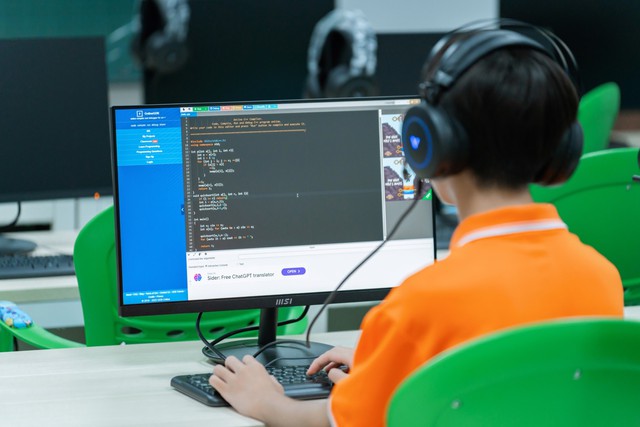 Học sinh đạt giải Nhì Tin học cấp tỉnh chọn FPT School Hậu Giang - Ảnh 3.