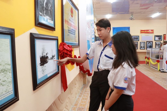 Bến V&agrave;m Lũng &ndash; Biểu tượng bất khuất tr&ecirc;n đường Hồ Ch&iacute; Minh tr&ecirc;n biển huyền thoại- Ảnh 5.