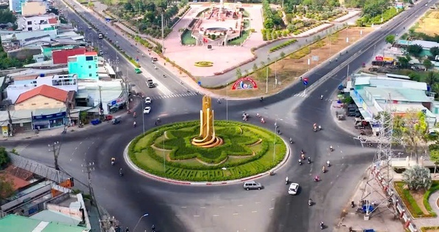 Sáp nhập Tây Ninh, Long An: Sẽ bố trí một số cán bộ làm việc tại TP.Tây Ninh- Ảnh 1.