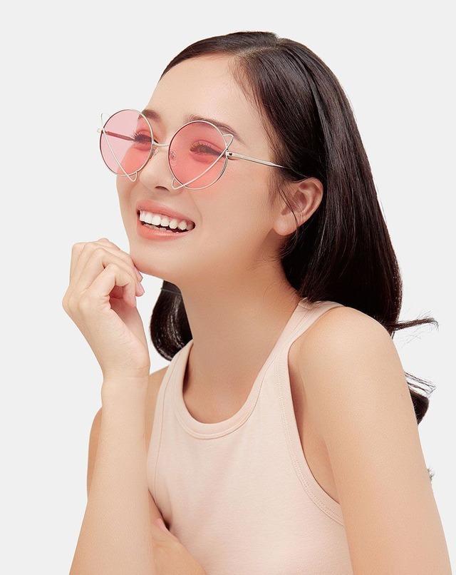 Nâng tầm trang phục với loạt phụ kiện không thể thiếu - Ảnh 2.