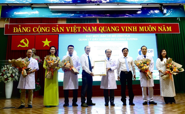 Tỷ lệ gãy xương do loãng xương ở người trẻ gia tăng- Ảnh 3.